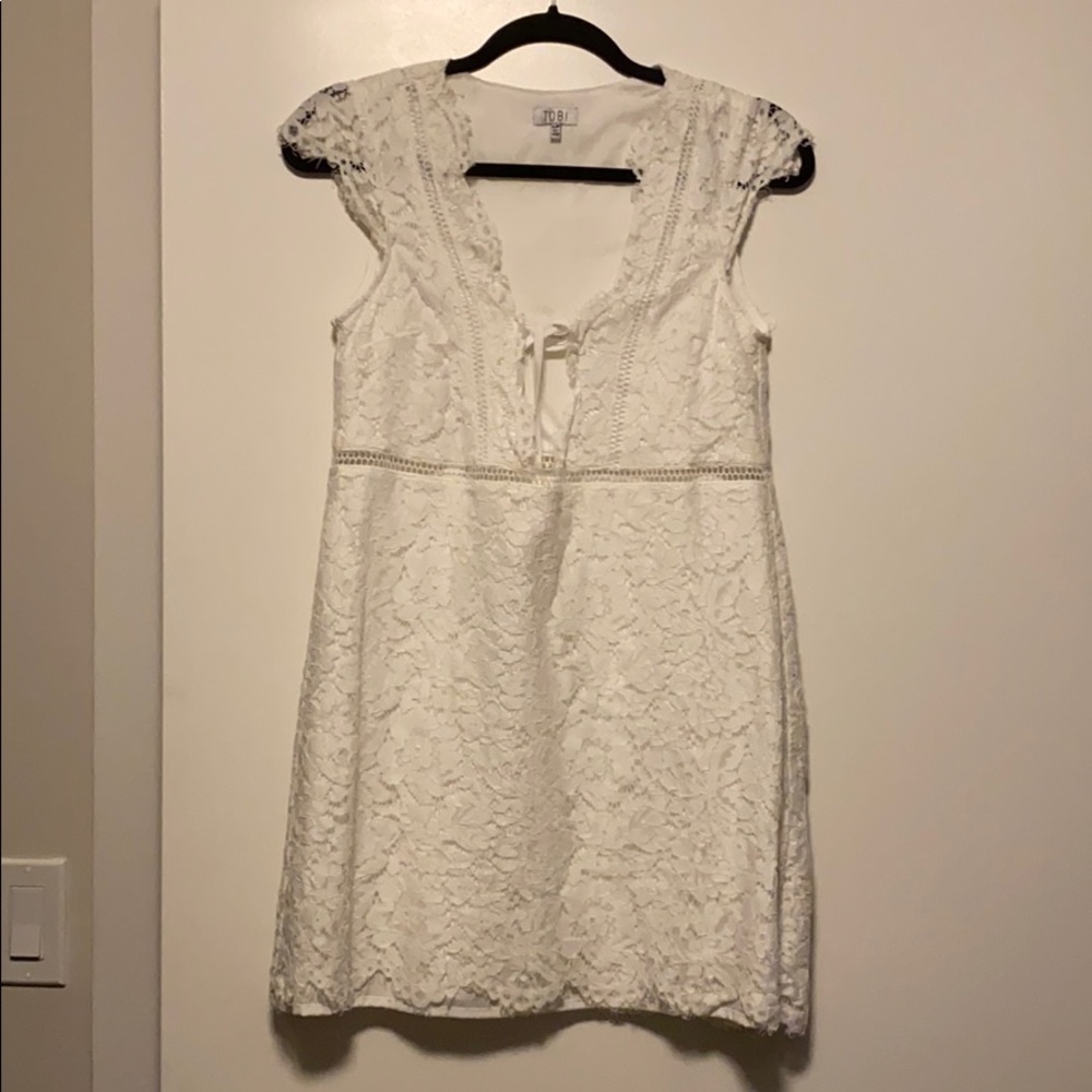 Toni white lace dress